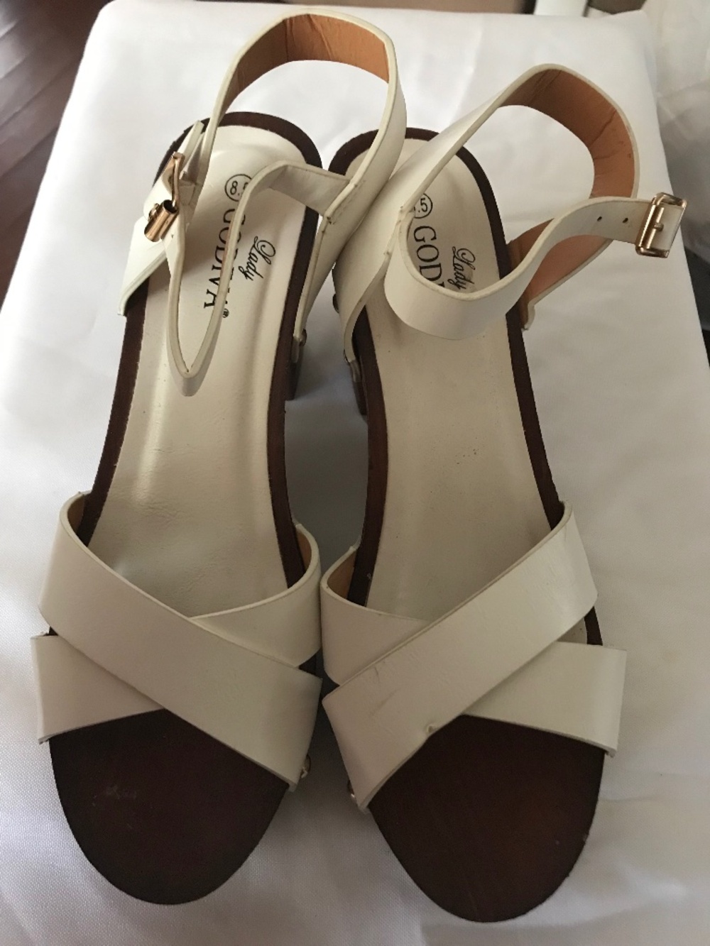 Sandal